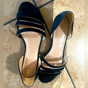 A New Day - Black flats